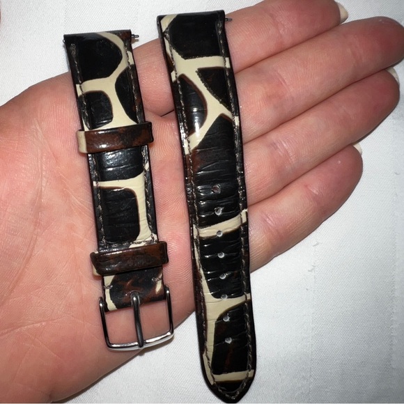 18mm Patent Leather in Giraffe pattern Watch Strap Replacement Band